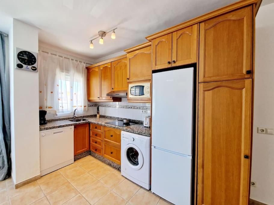 Butibamba Beach Apartment La Cala De Mijas Bagian luar foto
