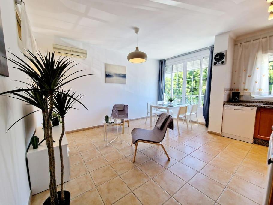 Butibamba Beach Apartment La Cala De Mijas Bagian luar foto