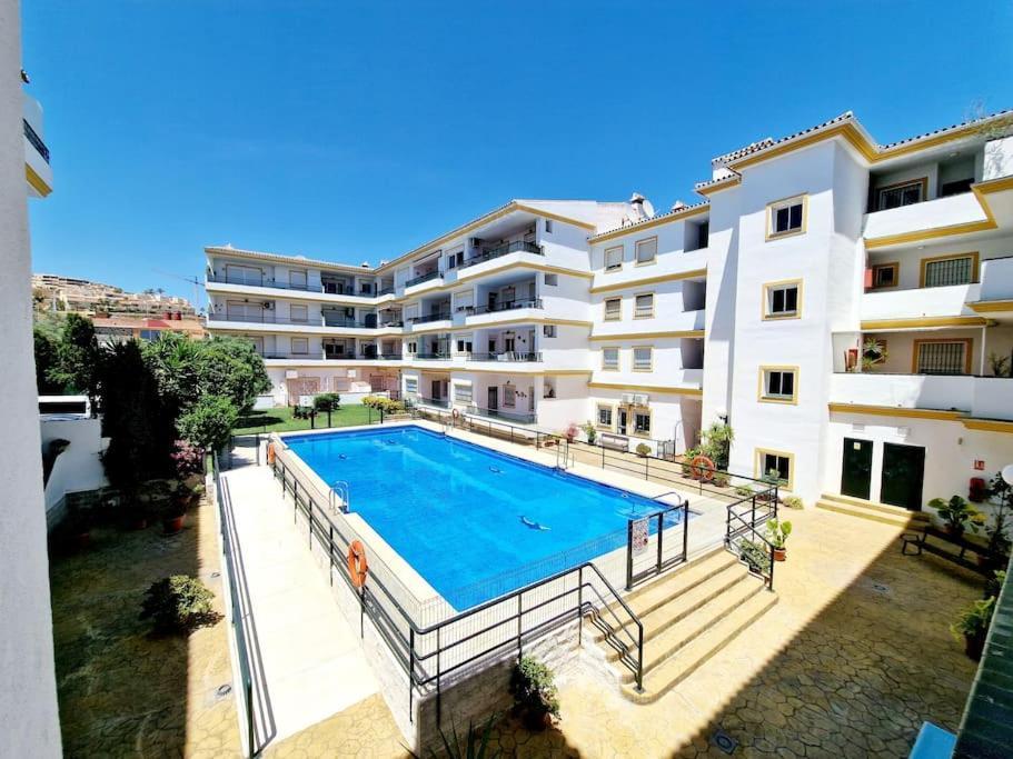 Butibamba Beach Apartment La Cala De Mijas Bagian luar foto